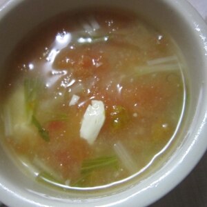 野菜たっぷり　中華スープ